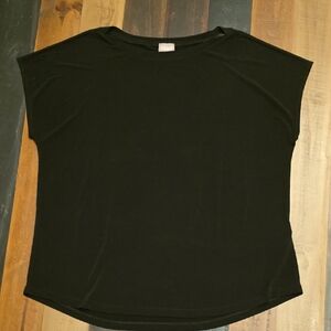 Chico's Classic Black Short Sleeve Tee